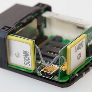 How to find the best GPS tracker with built-in antenna a2 dual gps antenna